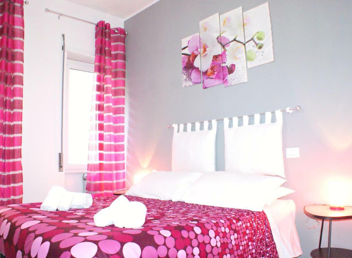 Like Family House Bed & Breakfast Rome Exterior photo